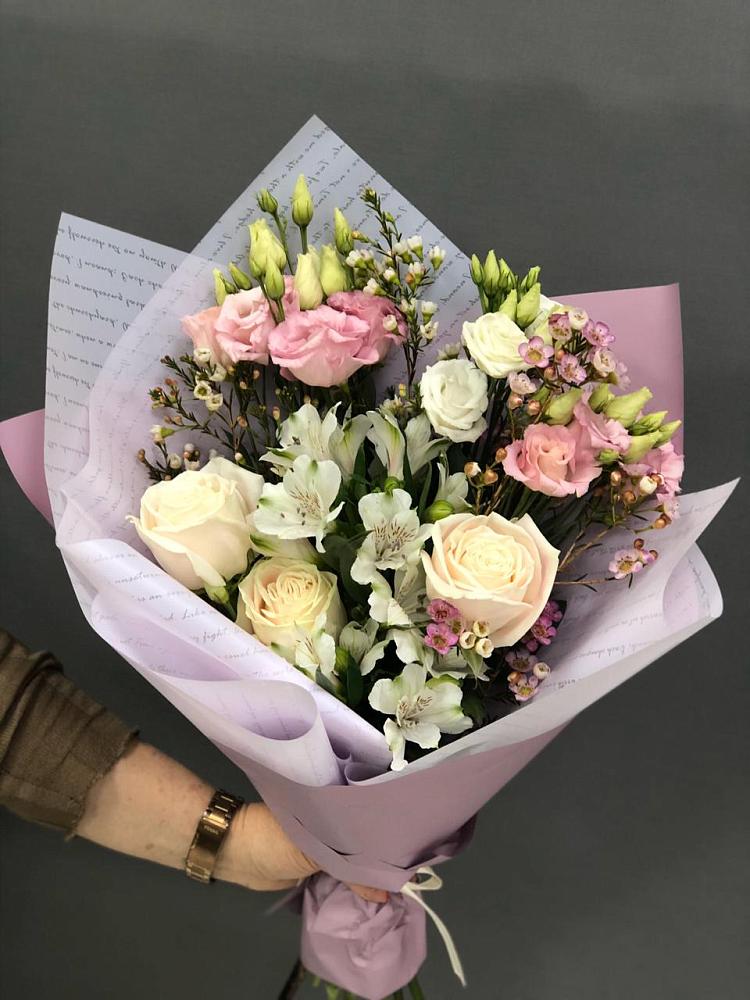 Букет цветов из: Альстромерии, Розы и Лизиантусы в Красный Яр Самарская область