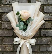 Букет цветов из:  Розы в Красный Яр Самарская область