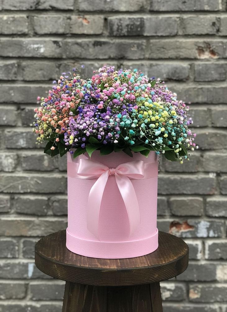 Цветочная композиция из Гипсофила и Розы в шляпной коробке в Красный Яр Самарская область