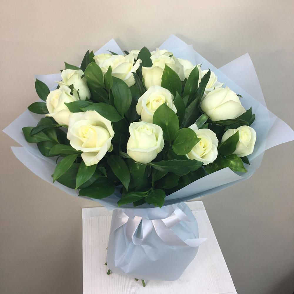 Букет 15 Белых роз Проуд в Красный Яр Самарская область