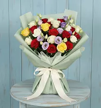 Букет цветов из:  Розы в Красный Яр Самарская область