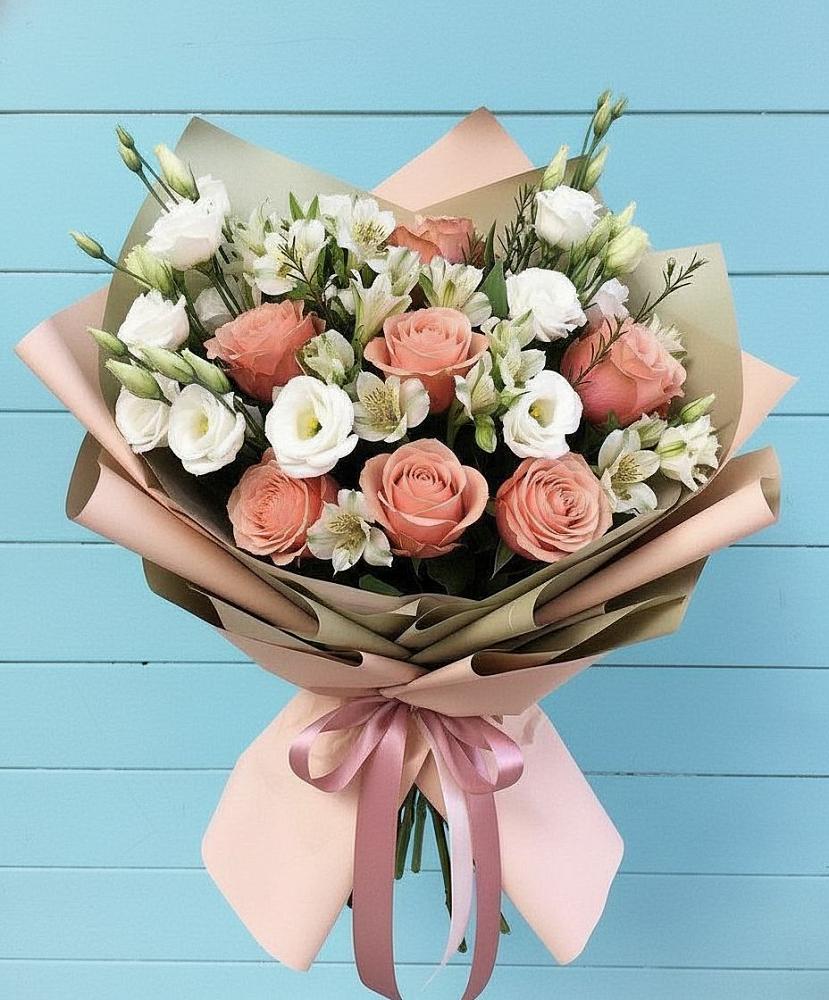 Букет цветов из: Розы, Альстромерии и Лизиантусы в Красный Яр Самарская область