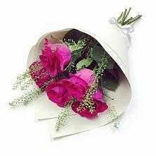 Букет цветов из:  Розы в Красный Яр Самарская область