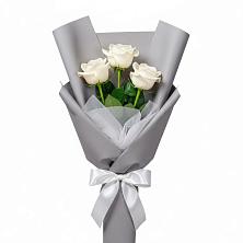 Букет 3 белые розы в Красный Яр Самарская область