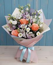 Букет цветов из:  Лизиантусы, Розы, Альстромерии и Гипсофила в Красный Яр Самарская область