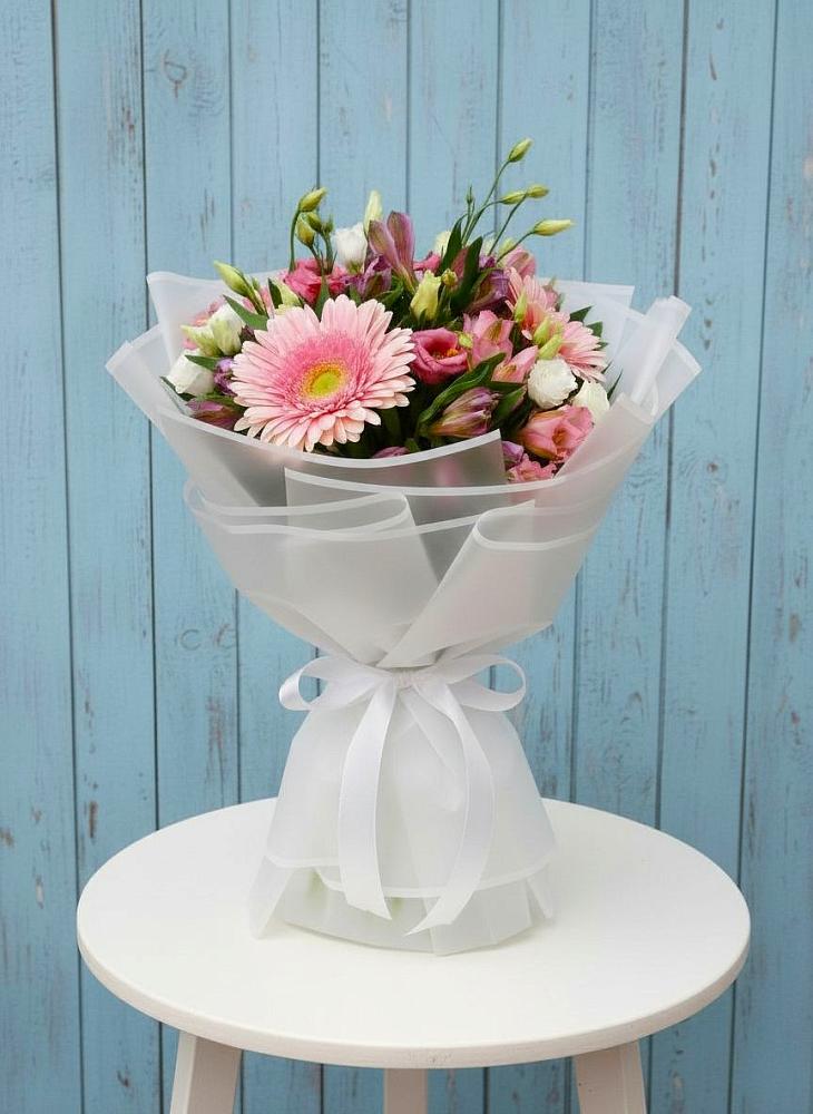 Букет цветов из: Герберы, Альстромерии и Лизиантусы в Красный Яр Самарская область