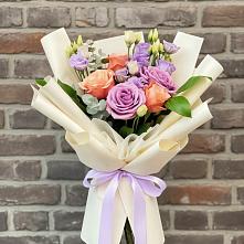 Букет цветов из:  Лизиантусы и Розы в Красный Яр Самарская область