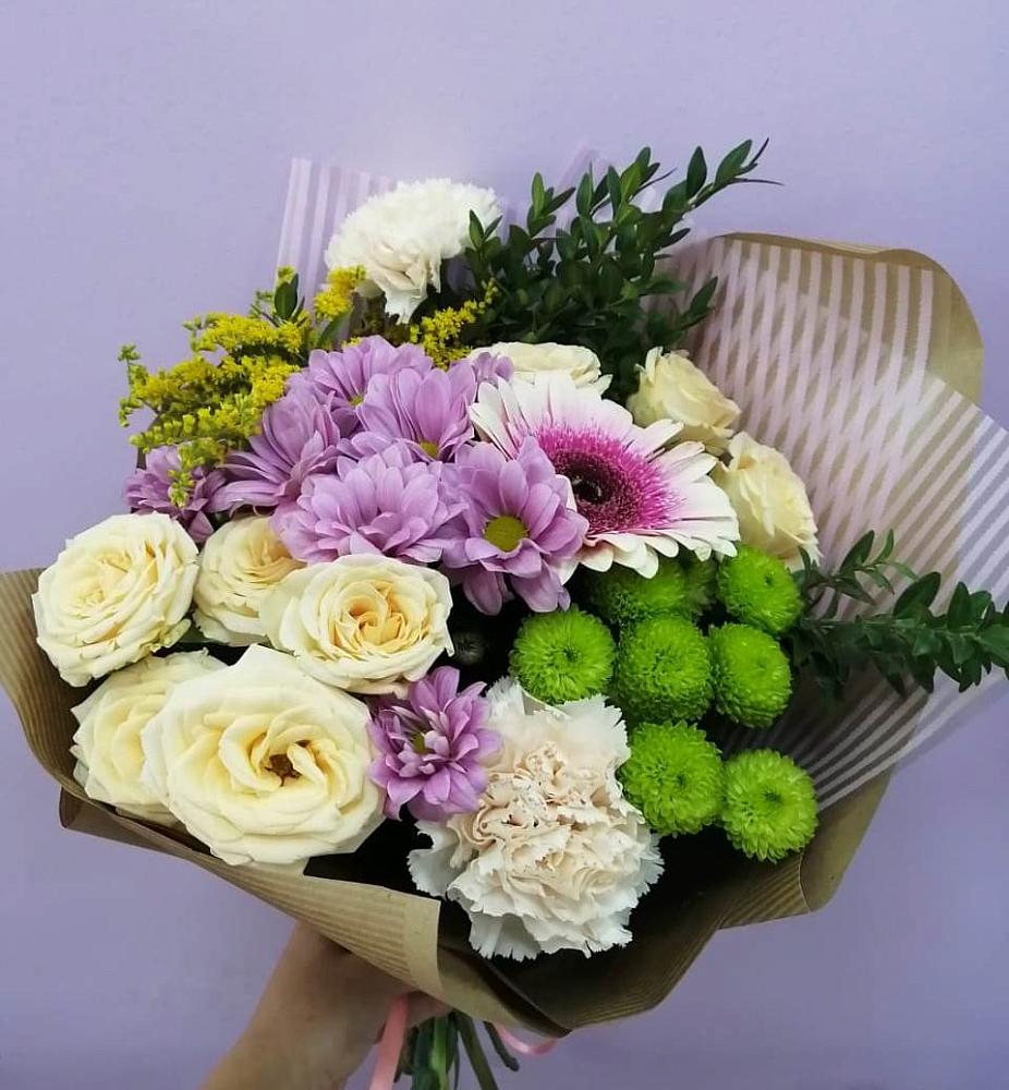 Букет цветов из: Хризантемы, Розы, Гвоздики и Герберы в Красный Яр Самарская область