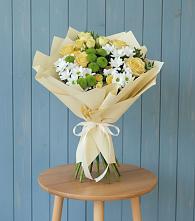 Букет цветов из:  Хризантемы и Розы в Красный Яр Самарская область