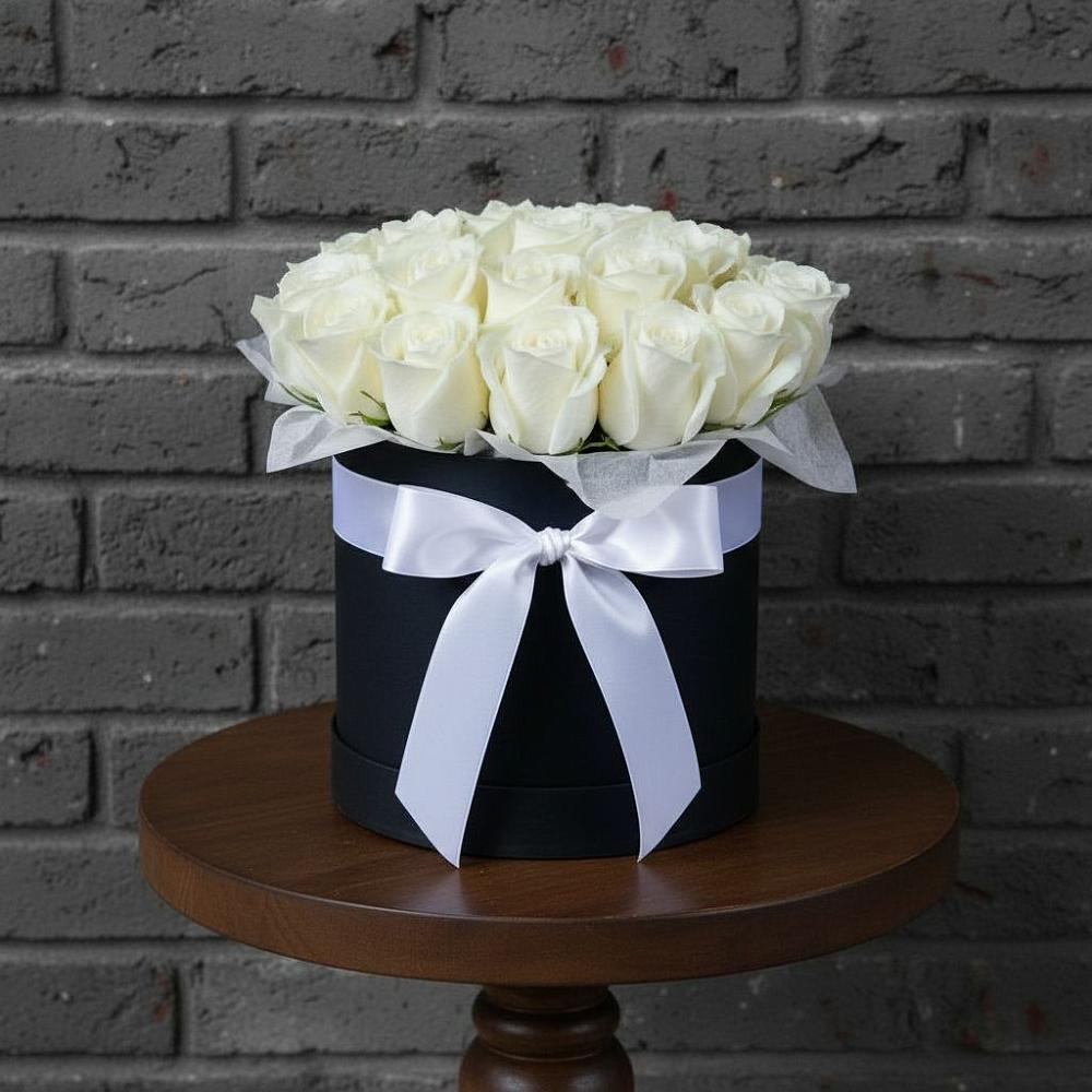 Цветочная композиция из Розы в шляпной коробке в Красный Яр Самарская область