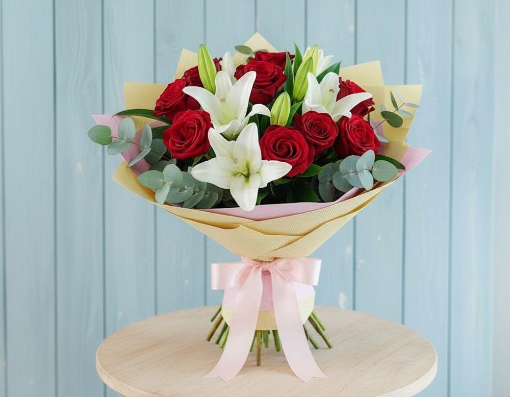 Букет цветов из: Лилии и Розы в Красный Яр Самарская область